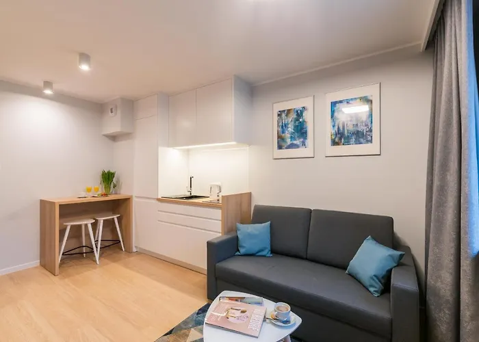 Q17 Apartments Rynek