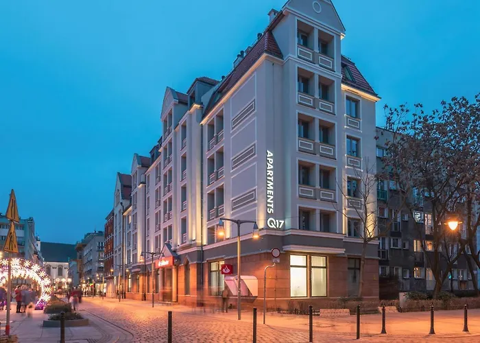 Q17 Apartments Rynek